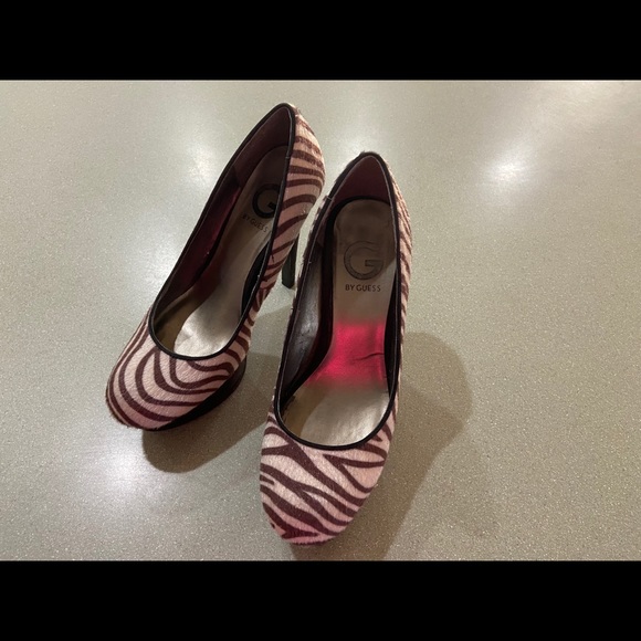 Guess zebra striped platform stilettos - Picture 3 of 12
